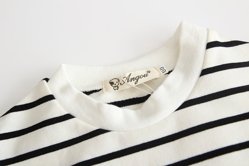 Essential cotton layering shirt for babies, suitable for all seasons
