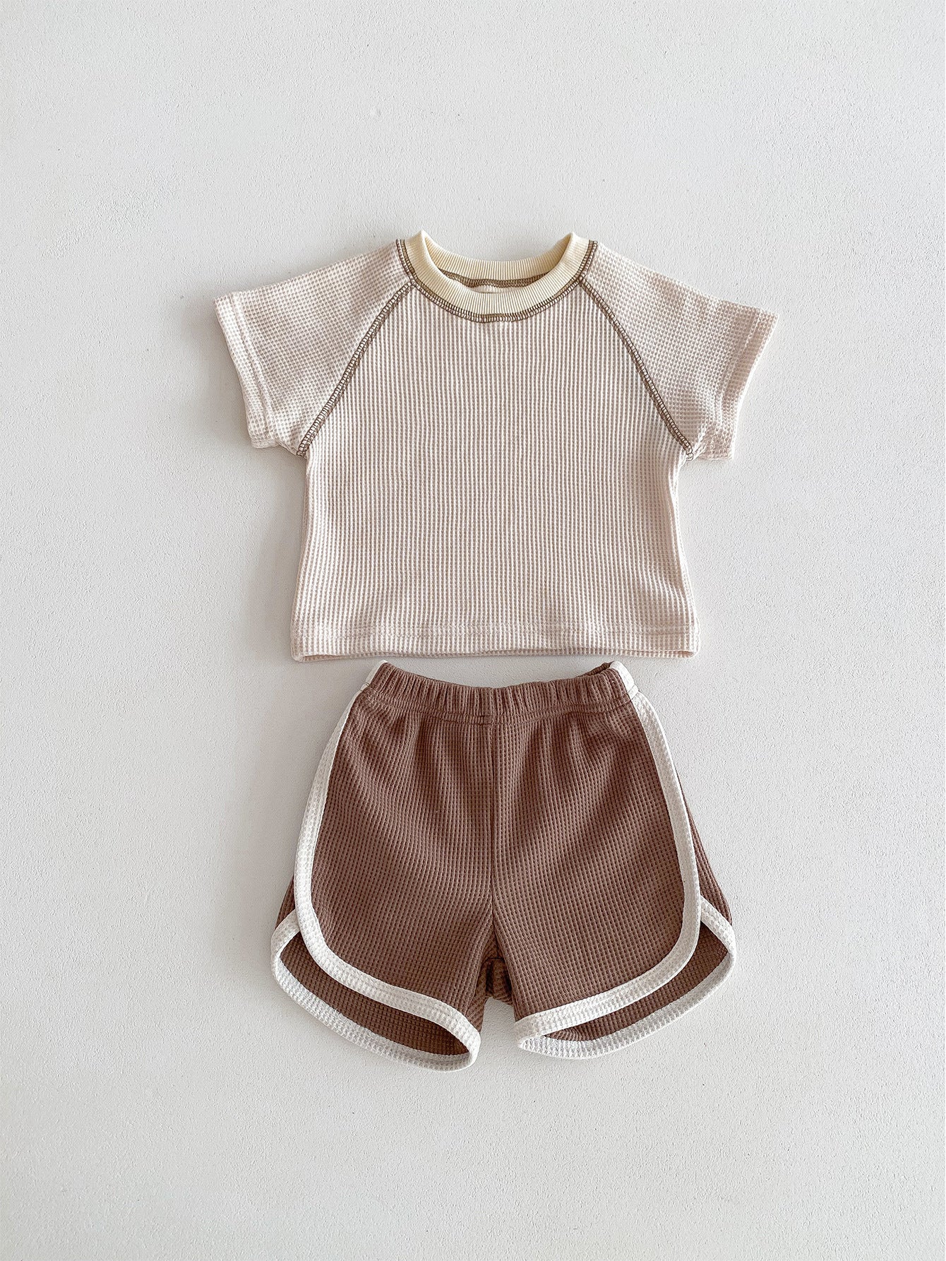 Cool & Comfy Summer Baby Set – Top & Shorts